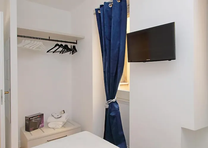 Mm Luxury Apartment Rom